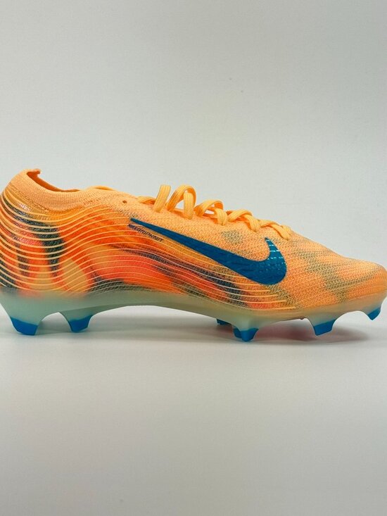 Nike Mercurial Vapor 16 Elite x Kylian Mbappé \'Melon Tint\' FQ8683-801 size 6.5 main image 6